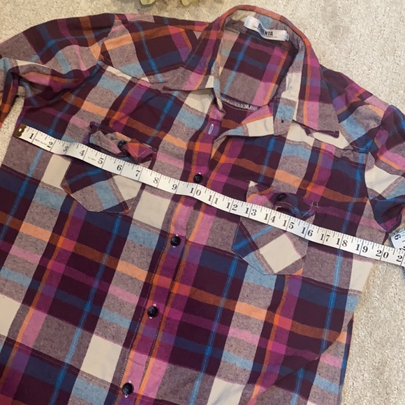 Fun button down - Picture 5 of 7